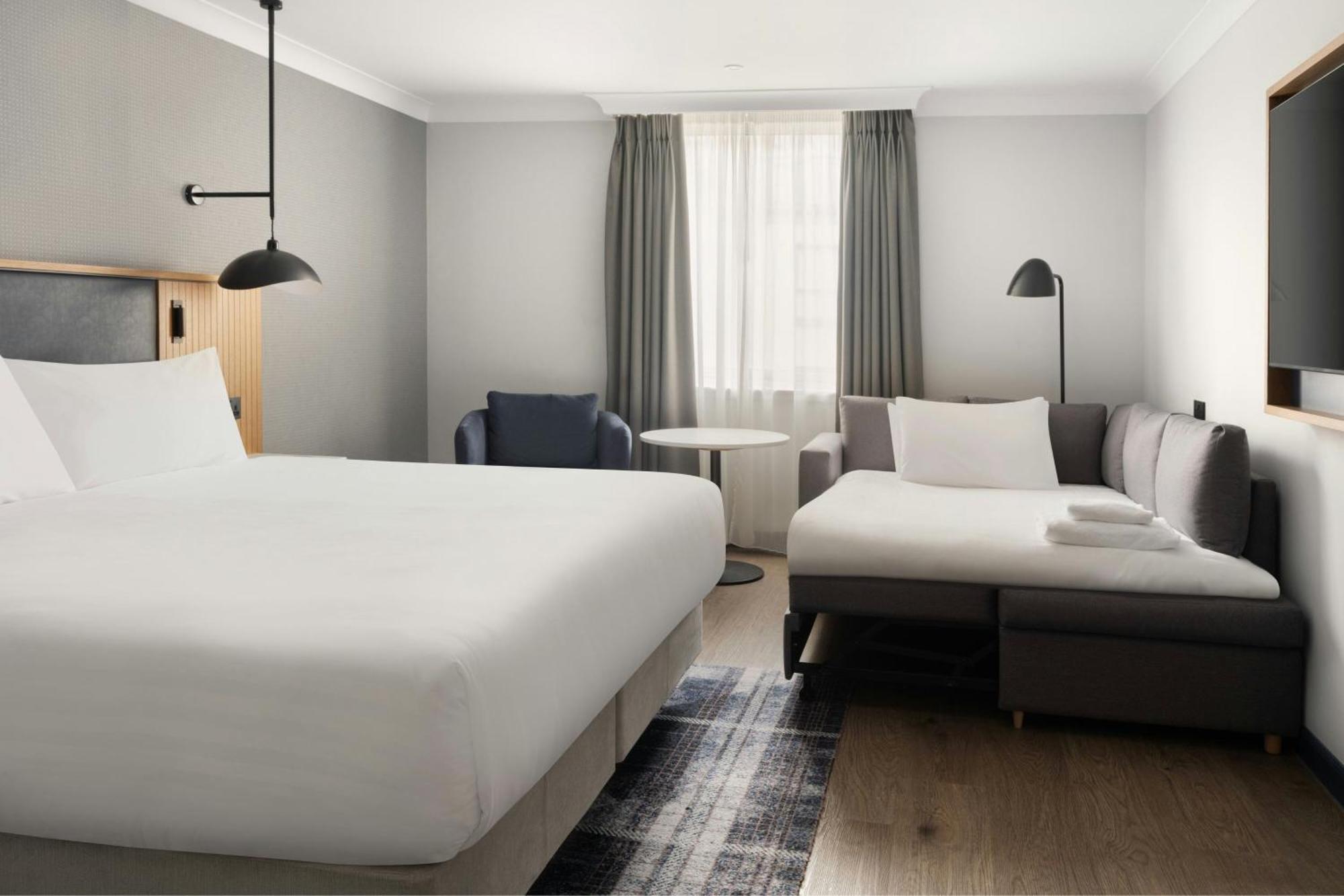 Edinburgh Marriott Hotel Holyrood — Photos 3
